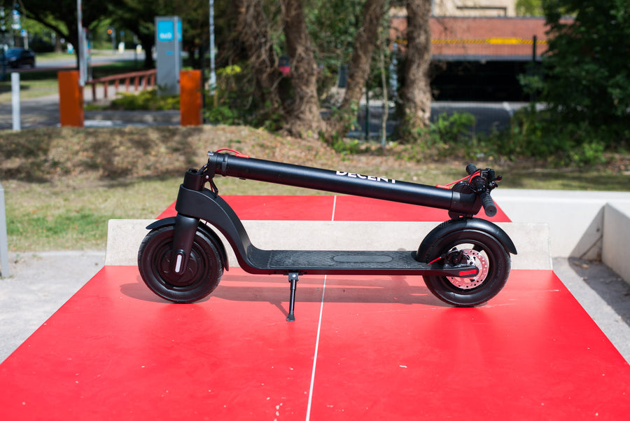 Black Friday deals on REFURBISHED ELECTRIC SCOOTERS - Up to 35% off