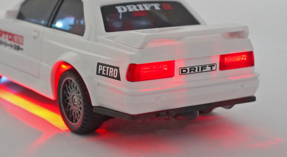 RCG Racing Micro DC 'Legends' 1/43 Drift Car - EVO30 White